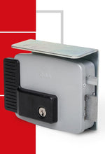 Încarcă imaginea în vizualizatorul Galerie, CISA 11721-60-1N7 – Yală electromagnetică aplicabilă 12V AC, backset reglabil 50–80 mm, deschidere din interior spre stânga | Cod 11721-60-1N7