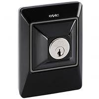 Încarcă imaginea în vizualizatorul Galerie, FAAC HANDY Kit – Kit automatizare porți batante până la 2,7 m, motoare S418 24V, cu centrală E024 și accesorii incluse | Cod 105939