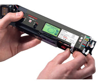 Încarcă imaginea în vizualizatorul Galerie, LABEL IXIO-DT1 (V00225) – Senzor combinat microonde + infraroșu activ pentru uși glisante automate, activare și siguranță, H max 3,5 m | Cod V00225
